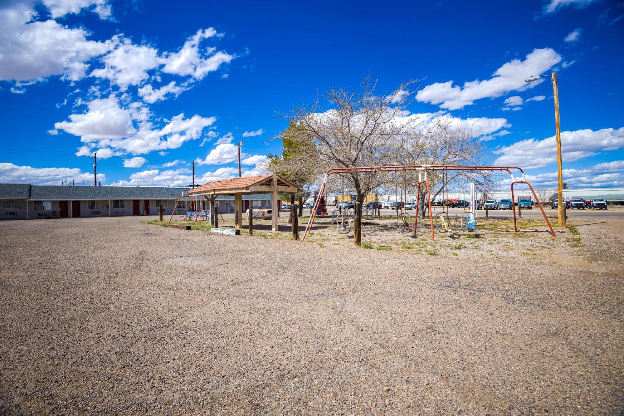 Holiday Motel, Lordsburg By Oyo Eksteriør billede
