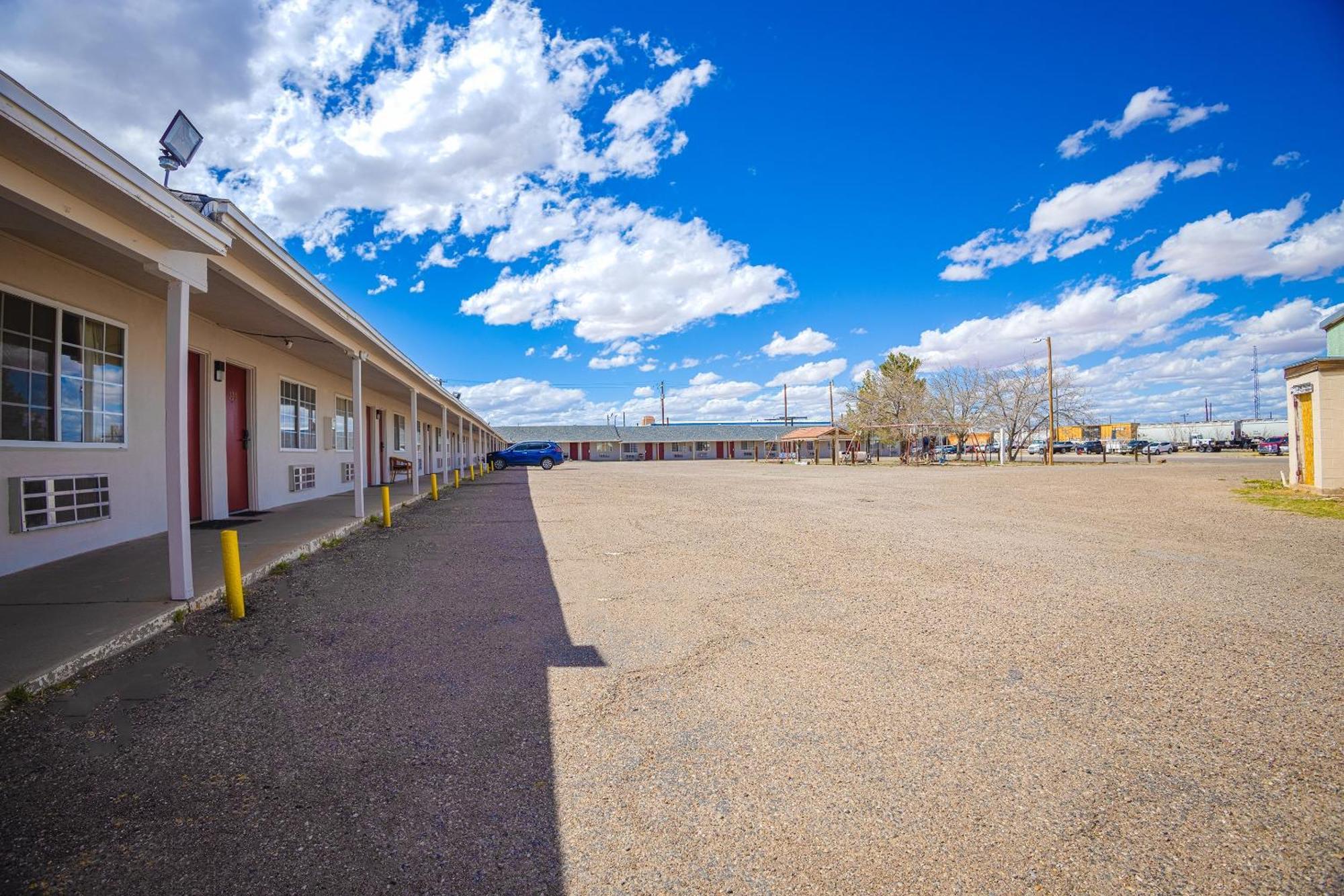 Holiday Motel, Lordsburg By Oyo Eksteriør billede
