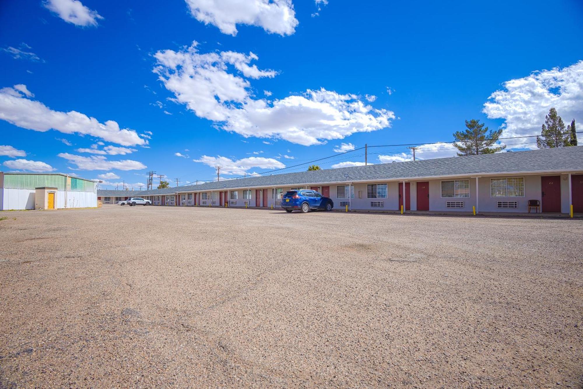 Holiday Motel, Lordsburg By Oyo Eksteriør billede